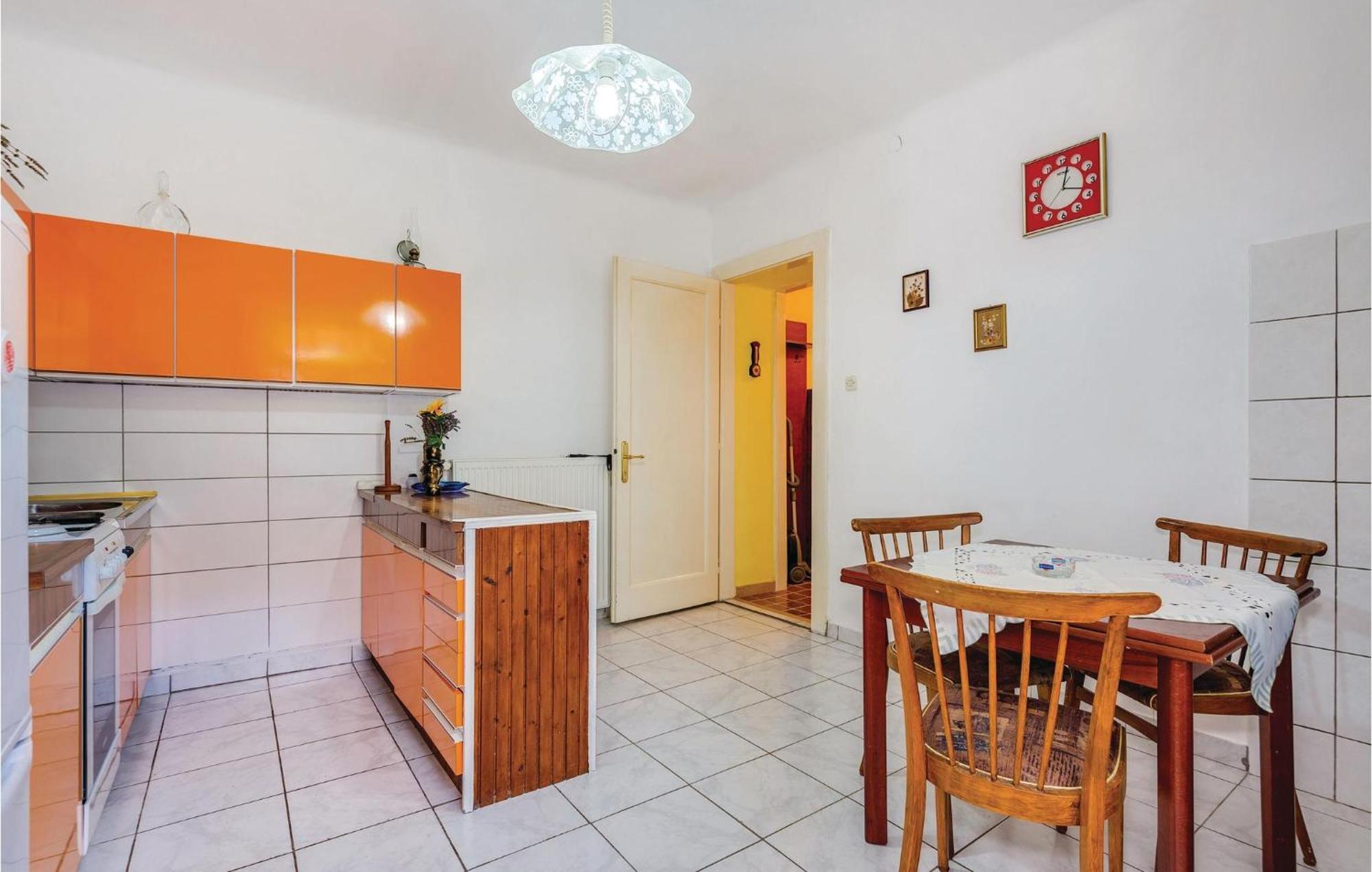 1 Bedroom Beautiful Apartment In Bakar Exterior photo