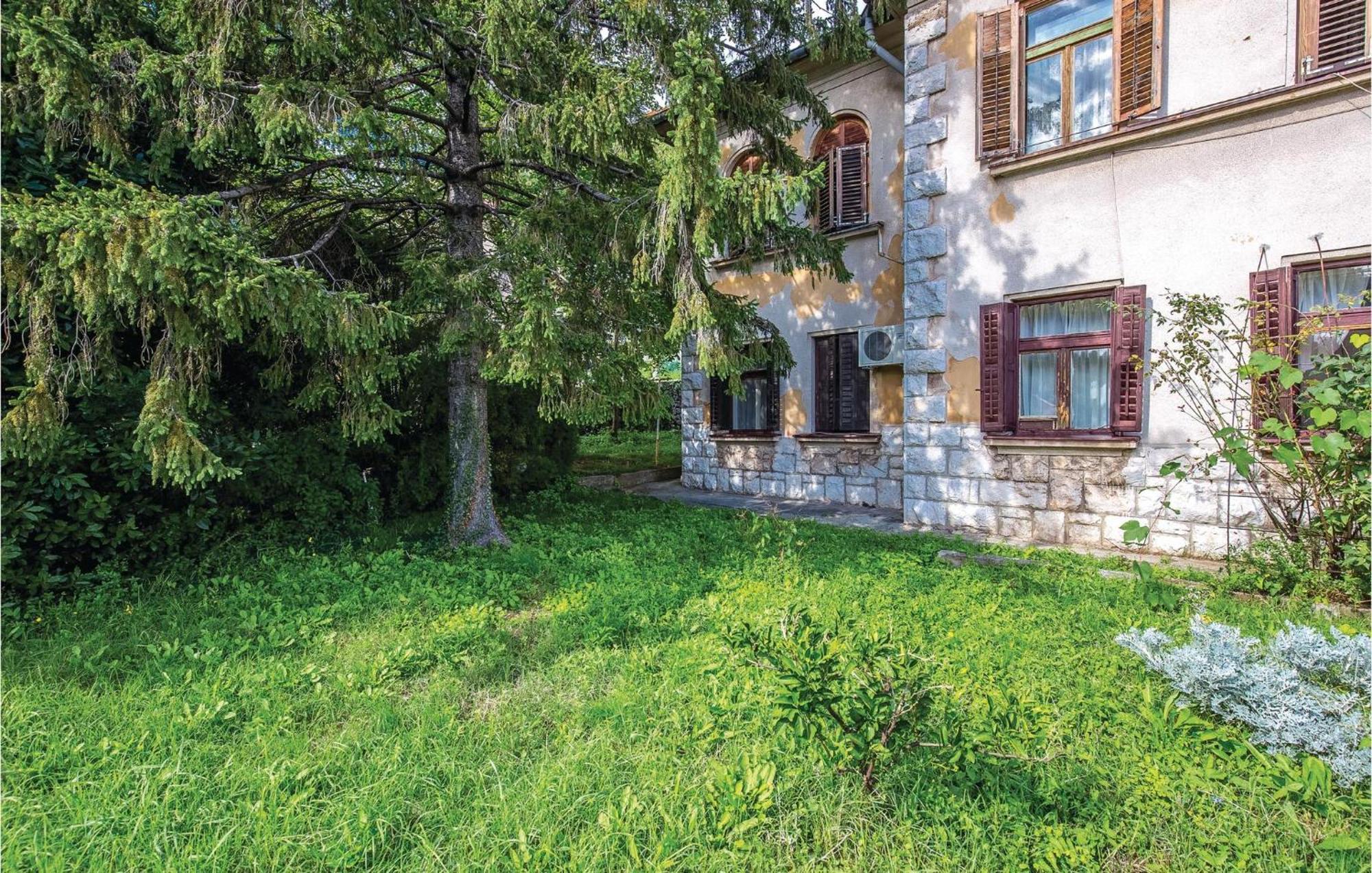 1 Bedroom Beautiful Apartment In Bakar Exterior photo
